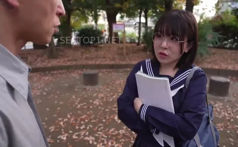 Anh chàng giả làm học sinh bách khoa lừa em học sinh nữ ngây ngô vào nhà trọ dạy học